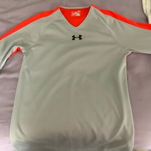 New Under Armour Fitted Long Sleeve Athletic Shirt